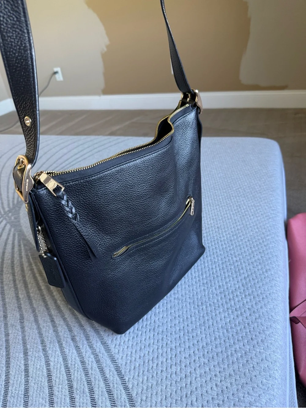 Coach Black Pebbled Leather crossover Bag with Gold Hardware - Picture 2 of 3